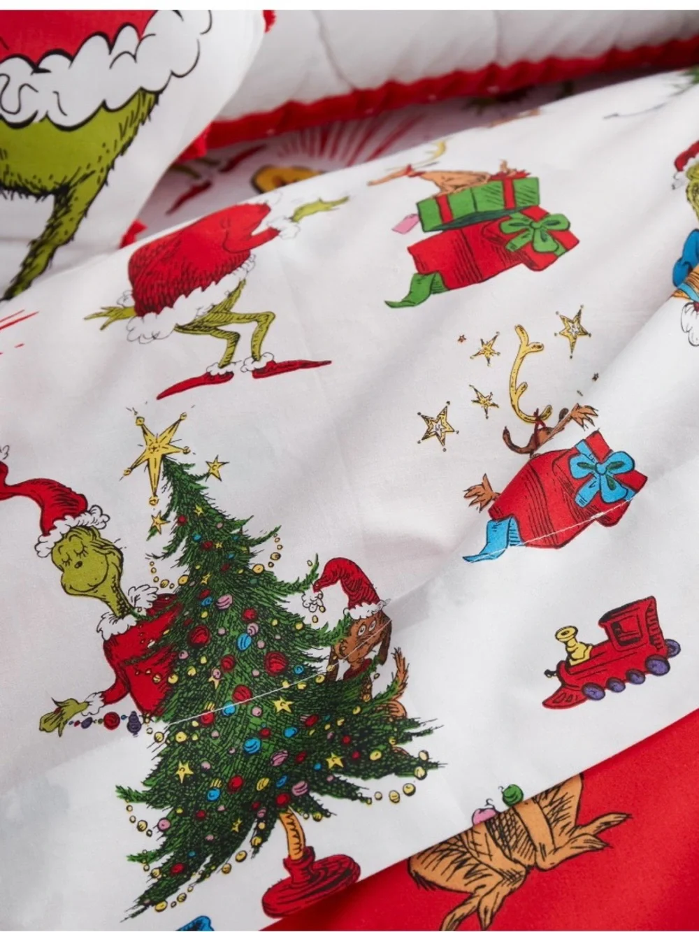 Dr. Seuss’s The Grinch™ & Max™ Sheet Set size Queen. New